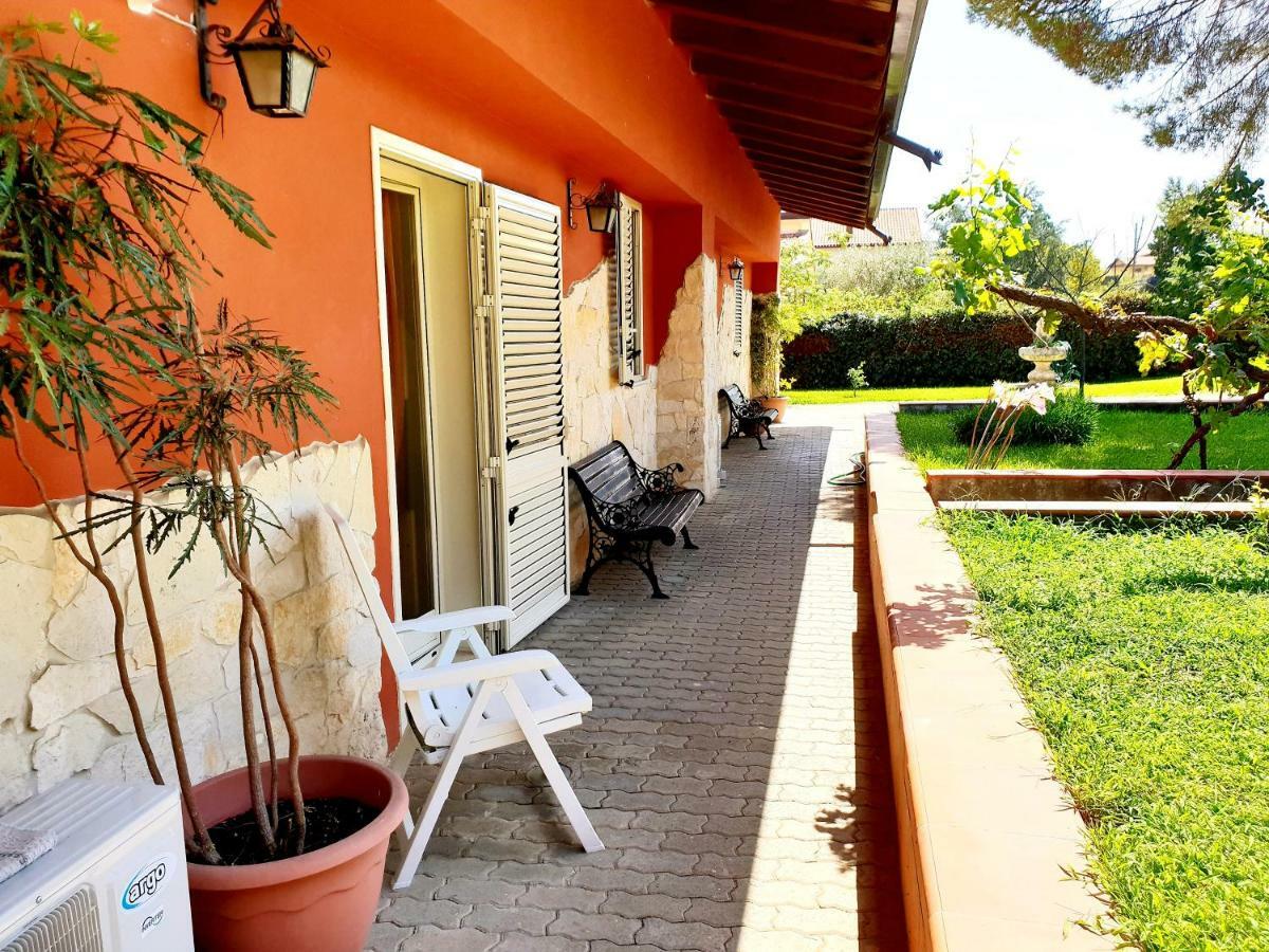 B&B Welcome Pedara Exterior foto